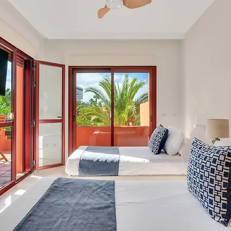 Appartamento Seaside Duplex With Private Hot Tub