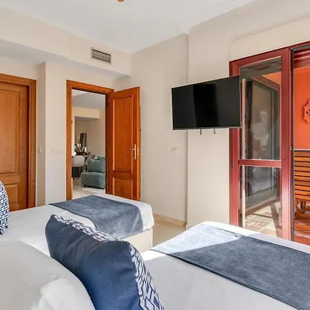 Seaside Duplex With Private Hot Tub Marbella