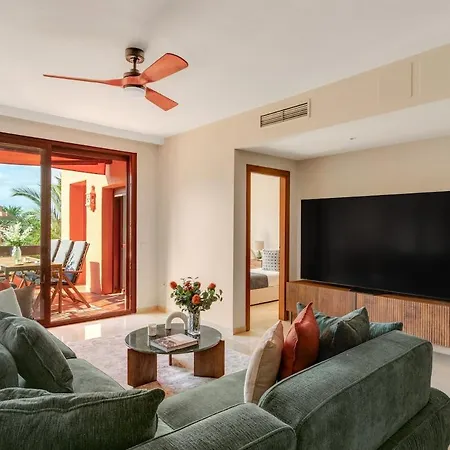 Seaside Duplex With Private Hot Tub Appartamento *
