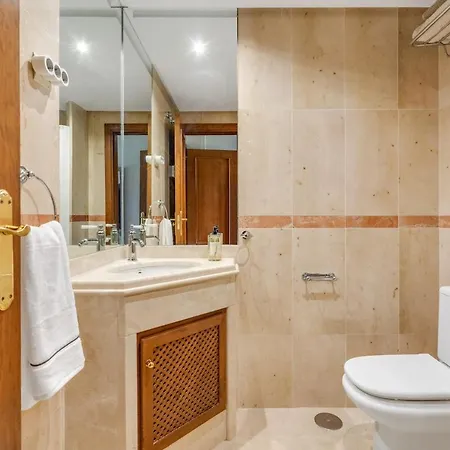Seaside Duplex With Private Hot Tub * Marbella